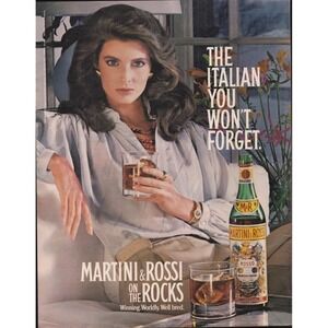 Martini & Rossi Rosso Vermouth Italian Lifestyle Barware Vintage Print Ad 1983